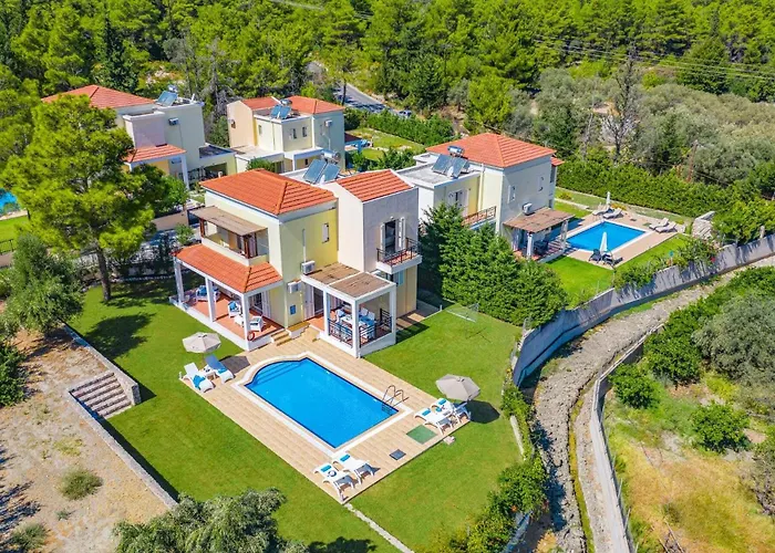 빌라 Ermis Springs By *